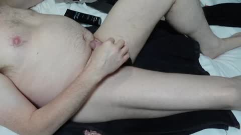 Snapshot of sensatyr chatting on May 2026 04:42:02 AM Daddy Dave online show from May 2026 04:42:02 AM