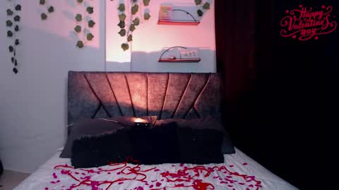 Camille and sophie online show from February 2025 01:42:01 AM