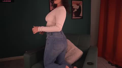 Jasmine online show from February 2026 06:09:01 PM