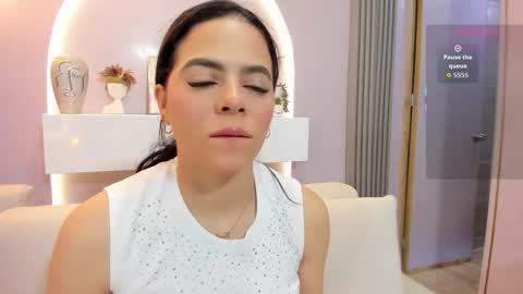 Sophie     online show from March 2026 11:13:01 AM