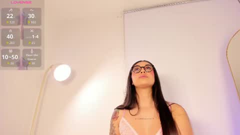 Snapshot of sensualhaven_ chatting on June 2026 12:54:01 AM sensualhaven_ online show from June 2026 12:54:01 AM