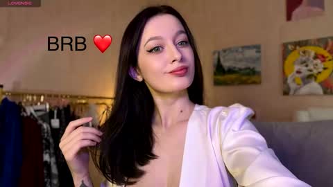 sensuallucy233 online show from January 2026 05:32:02 AM