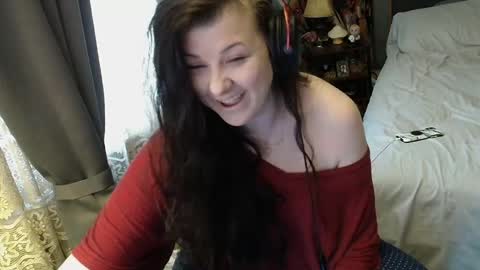 Tara online show from November 2025 01:36:02 PM