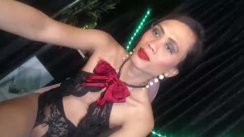 senyora_evangelista online show from April 2026 02:51:02 AM