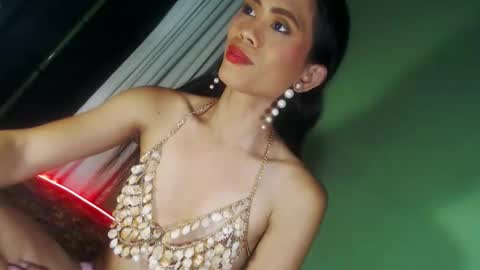 Snapshot of senyora_evangelista chatting on May 2026 06:20:01 AM senyora_evangelista online show from May 2026 06:20:01 AM