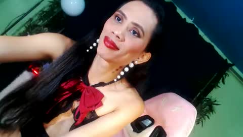 Snapshot of senyora_evangelista chatting on June 2026 11:43:01 PM senyora_evangelista online show from June 2026 11:43:01 PM
