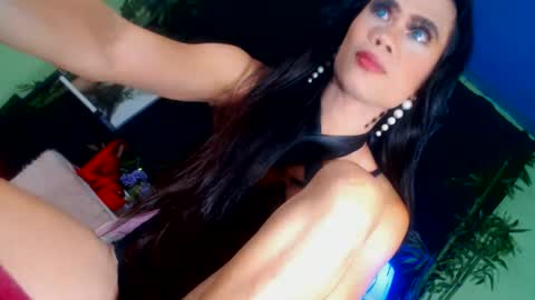 Snapshot of senyora_evangelista chatting on June 2026 01:06:01 AM senyora_evangelista online show from June 2026 01:06:01 AM