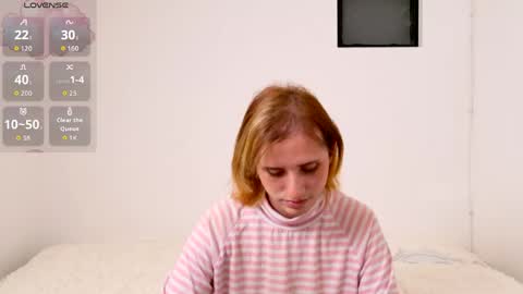 Snapshot of seraphine_star chatting on May 2026 11:45:02 PM Seraphine star online show from May 2026 11:45:02 PM