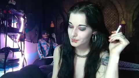 Seraphin Munster online show from November 2025 11:38:02 PM