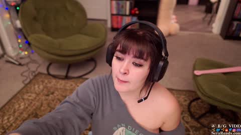 Snapshot of serareads chatting on January 2025 05:09:01 AM SeraReads online show from January 2025 05:09:01 AM