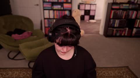 Snapshot of serareads chatting on January 2025 06:24:01 AM SeraReads online show from January 2025 06:24:01 AM