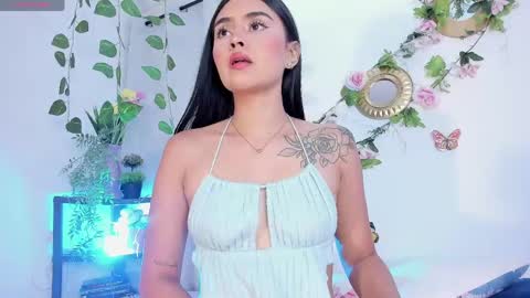 Snapshot of serena_jeyns chatting on April 2026 10:51:02 PM SERE online show from April 2026 10:51:02 PM