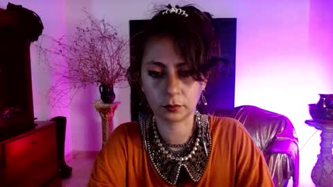 Snapshot of serena_xyz chatting on October 2025 06:49:01 PM Serena Xyz online show from October 2025 06:49:01 PM