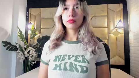 Serene online show from March 2026 12:45:02 PM