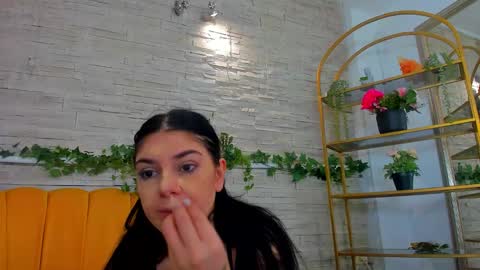 SerennaNoir online show from December 2025 05:37:01 AM