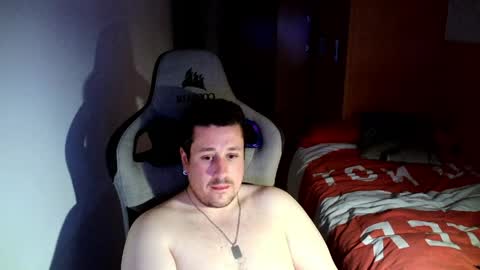 Pollos online show from April 2026 10:24:02 PM