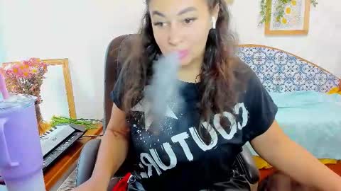 VIOLA online show from November 2025 07:51:01 AM