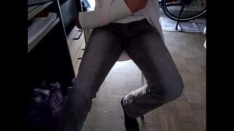 Snapshot of serpenttiin chatting on November 2025 12:07:01 PM serpenttiin online show from November 2025 12:07:01 PM