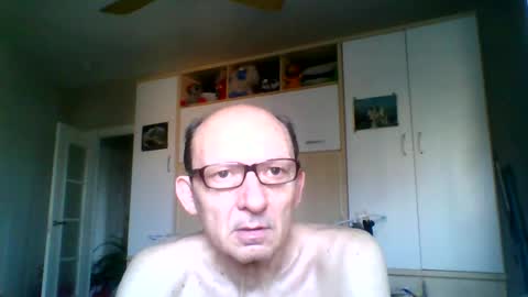 serrano49 online show from June 2026 06:11:02 PM
