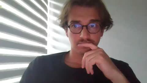 Snapshot of servandomier chatting on June 2026 11:13:01 PM mier online show from June 2026 11:13:01 PM