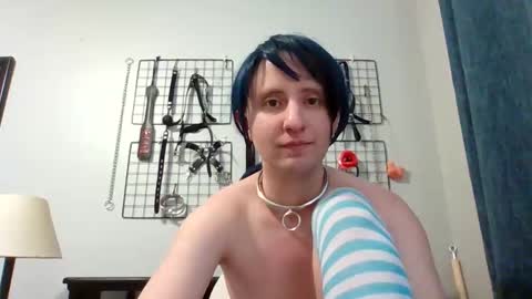 Servile Sarah online show from March 2026 11:43:01 PM