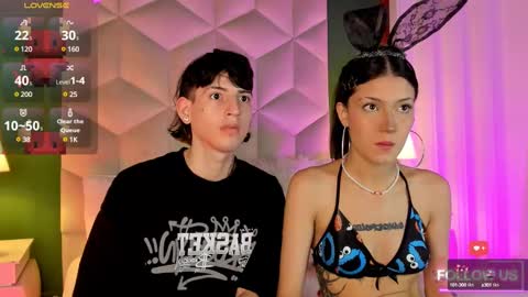 sett_and_gwen online show from January 2025 05:56:01 AM