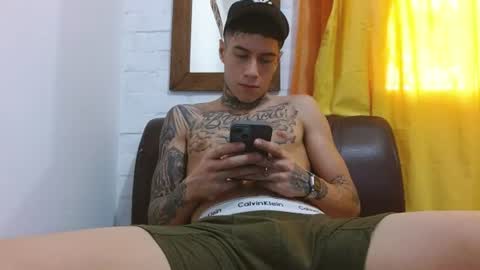 Snapshot of setthomas chatting on July 2026 08:44:01 PM Thomas online show from July 2026 08:44:01 PM