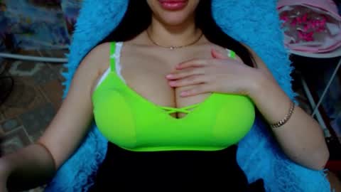 Snapshot of seu_cute chatting on September 2025 12:07:02 PM seu_cute online show from September 2025 12:07:02 PM