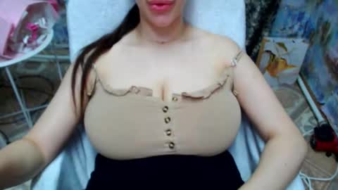 seu_cute online show from February 2026 07:27:01 AM