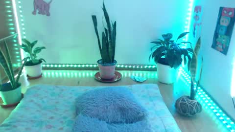 Snapshot of seuctive_woman57 chatting on May 2026 01:47:02 AM samy online show from May 2026 01:47:02 AM