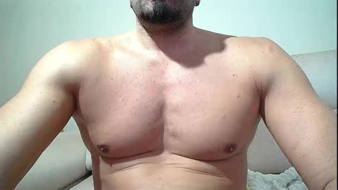 Snapshot of sex_machine_19 chatting on October 2025 12:41:02 PM SEX MACHINE 19 online show from October 2025 12:41:02 PM