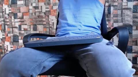 arnold online show from September 2025 01:21:01 PM