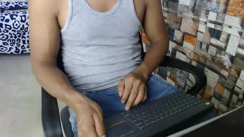 arnold online show from October 2025 09:38:01 PM