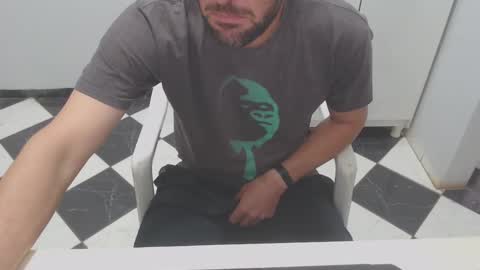 Snapshot of sexfunbeach chatting on December 2024 10:35:02 AM Sexfunbeach online show from December 2024 10:35:02 AM