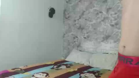 Snapshot of sexincompany chatting on January 2025 11:35:01 PM monserat y thony online show from January 2025 11:35:01 PM