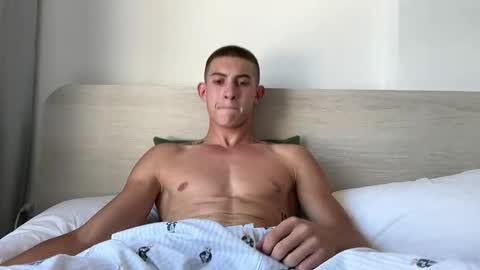 Snapshot of sexninjaboy_ chatting on April 2026 08:41:02 AM Jace online show from April 2026 08:41:02 AM