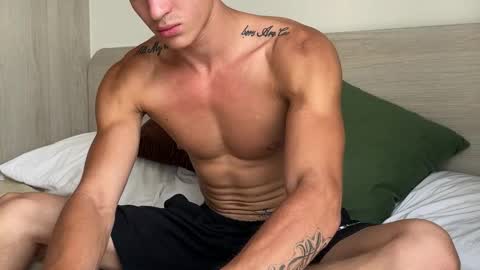 Snapshot of sexninjaboy_ chatting on April 2026 10:10:01 AM Jace online show from April 2026 10:10:01 AM