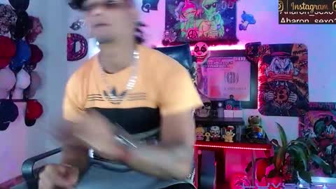 Aharon  ravelo online show from February 2026 06:55:02 AM