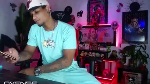 Snapshot of sexo_aharon chatting on July 2026 04:43:02 AM Aharon ravelo online show from July 2026 04:43:02 AM