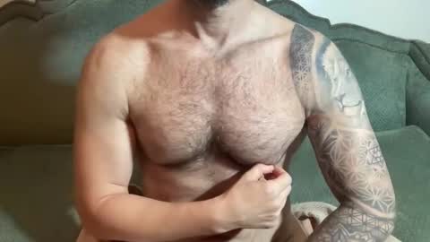 Snapshot of sexologistbull chatting on June 2026 06:52:01 PM SexologistBull online show from June 2026 06:52:01 PM