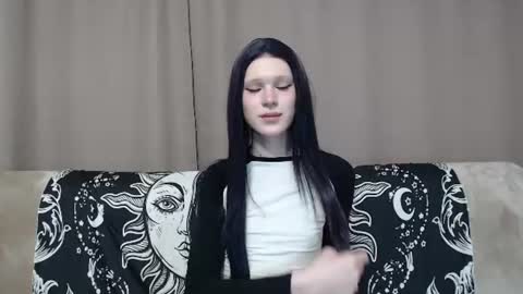 Nextdoor Princess online show from June 2026 12:36:01 PM