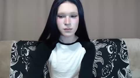 Nextdoor Princess online show from June 2026 08:05:02 AM