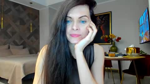 sexqueen1111 online show from December 2025 12:32:01 PM