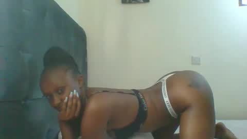 Snapshot of sexsy_sally chatting on December 2024 06:19:02 AM sexsysally online show from December 2024 06:19:02 AM