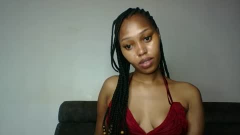 Snapshot of sexttiana_ebony chatting on November 2025 12:05:01 PM sexttiana_ebony online show from November 2025 12:05:01 PM