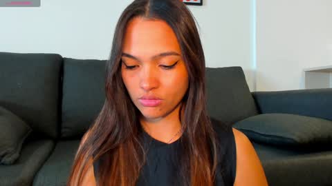 Andrea online show from January 2026 05:04:02 PM