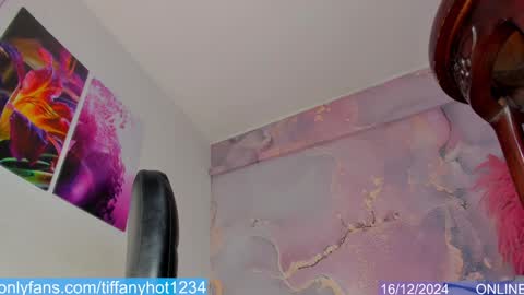 Tifanny Benitez  online show from December 2024 09:31:01 PM