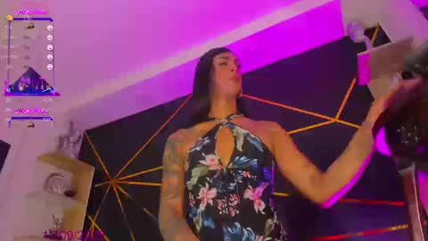 Tifanny Benitez  online show from September 2025 01:55:02 PM