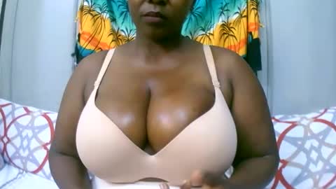 sexxi_ebony online show from December 2025 01:57:02 AM
