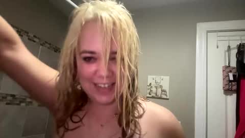 Snapshot of sexxiibossbabe chatting on November 2025 06:35:01 AM sexxiibossbabe online show from November 2025 06:35:01 AM